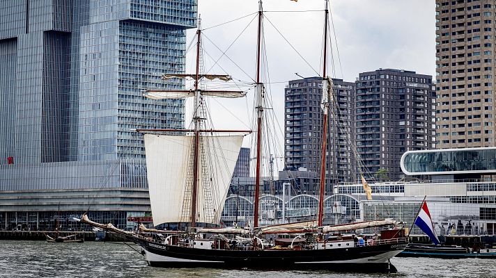 Telediario Fin de Semana - Un buque recrea el viaje de Darwin durante dos años