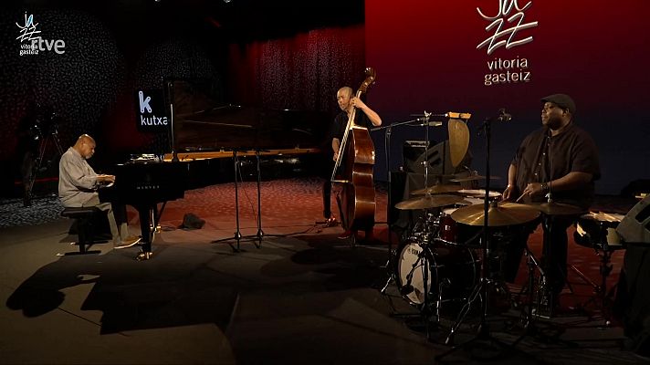 Festivales de verano de La 2 - 48º Jazz Vitoria Gasteiz: Kenny Barron Trio