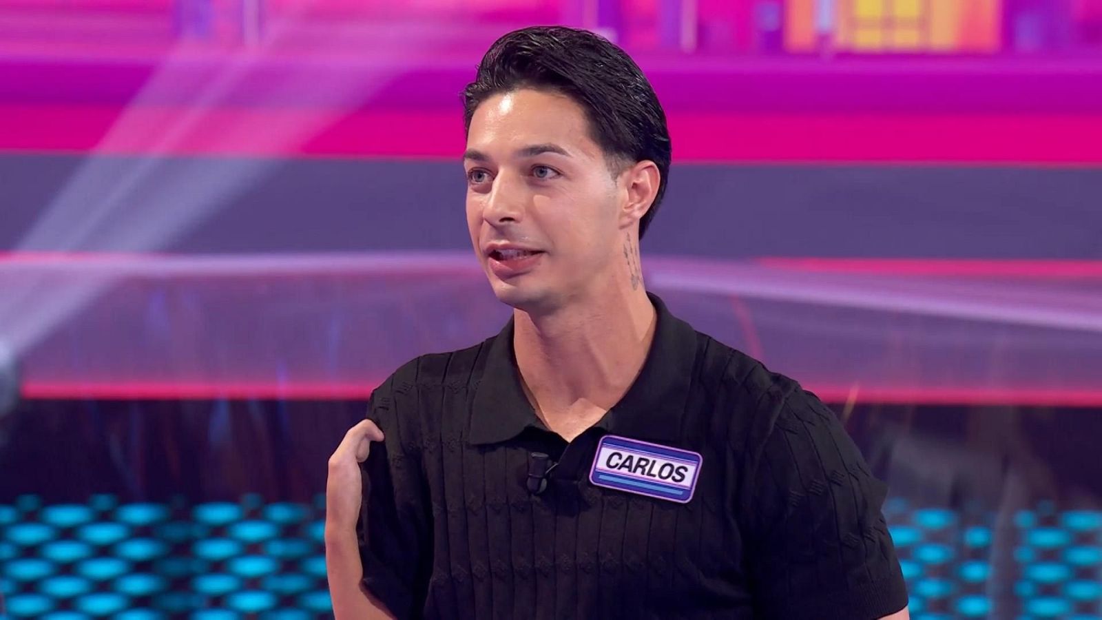 Medalla de oro en actitud - ¿Algo que declarar? - Algo que declarar | Ver