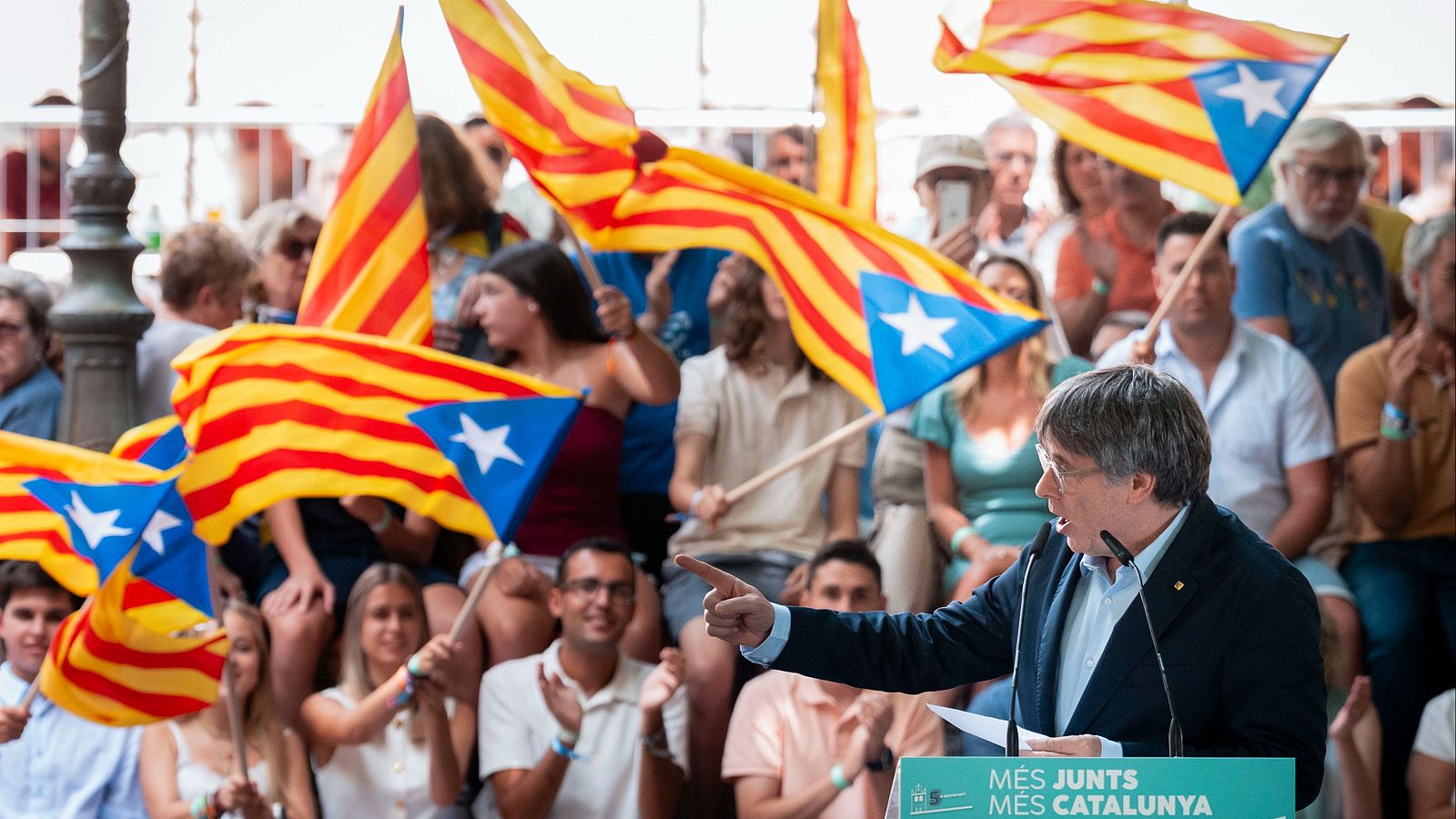 Se cumple un año de la huida de Puigdemont - España en 24h | Ver