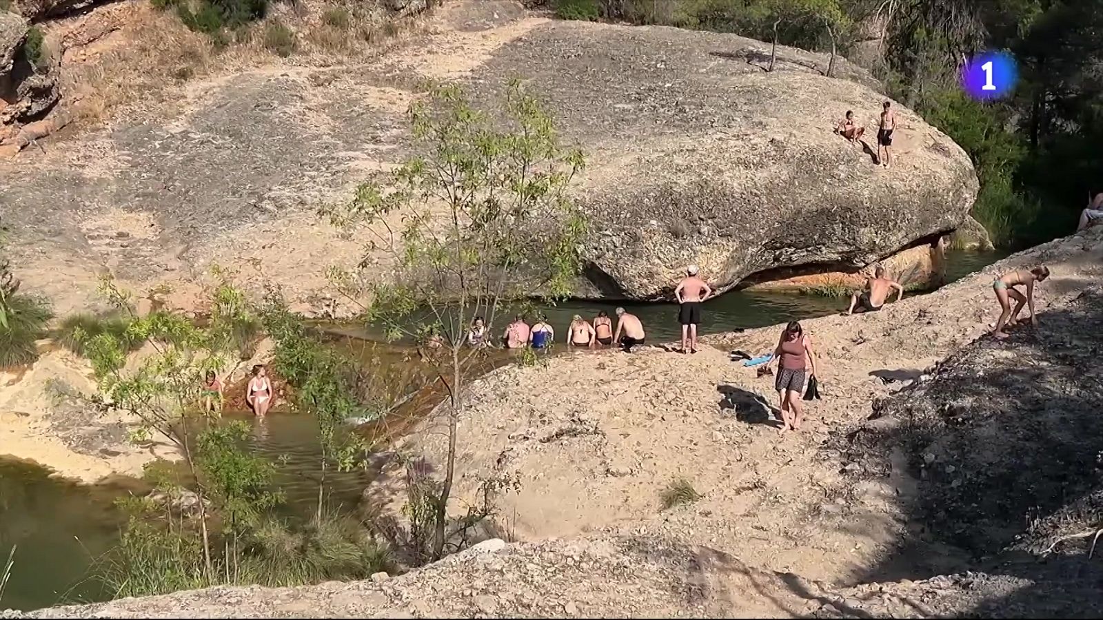 Massificació al parc de Les Olles a l'Horta de Sant Joan