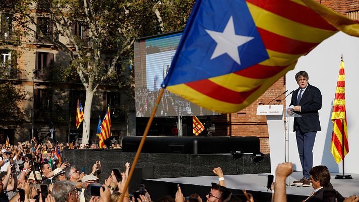 Telediario 1 - Un año de la segunda huida de Puigdemont