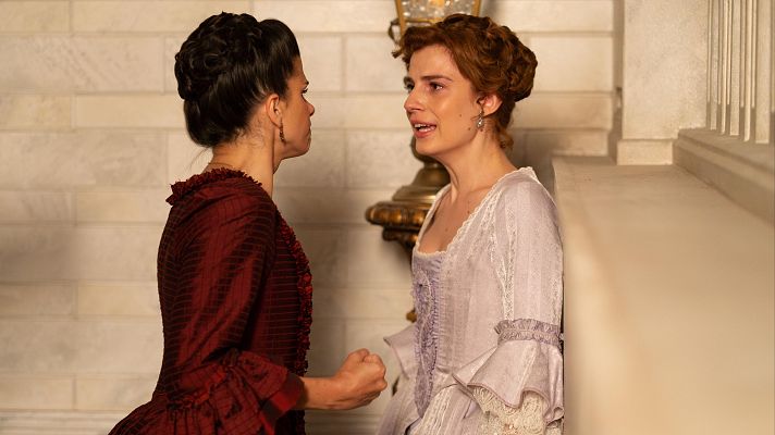 Valle Salvaje - Victoria reprocha a Adriana su relación