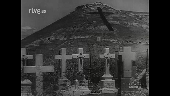 NO-DO - Extracto sobre Paracuellos de Jarama en un NO-DO de 1943