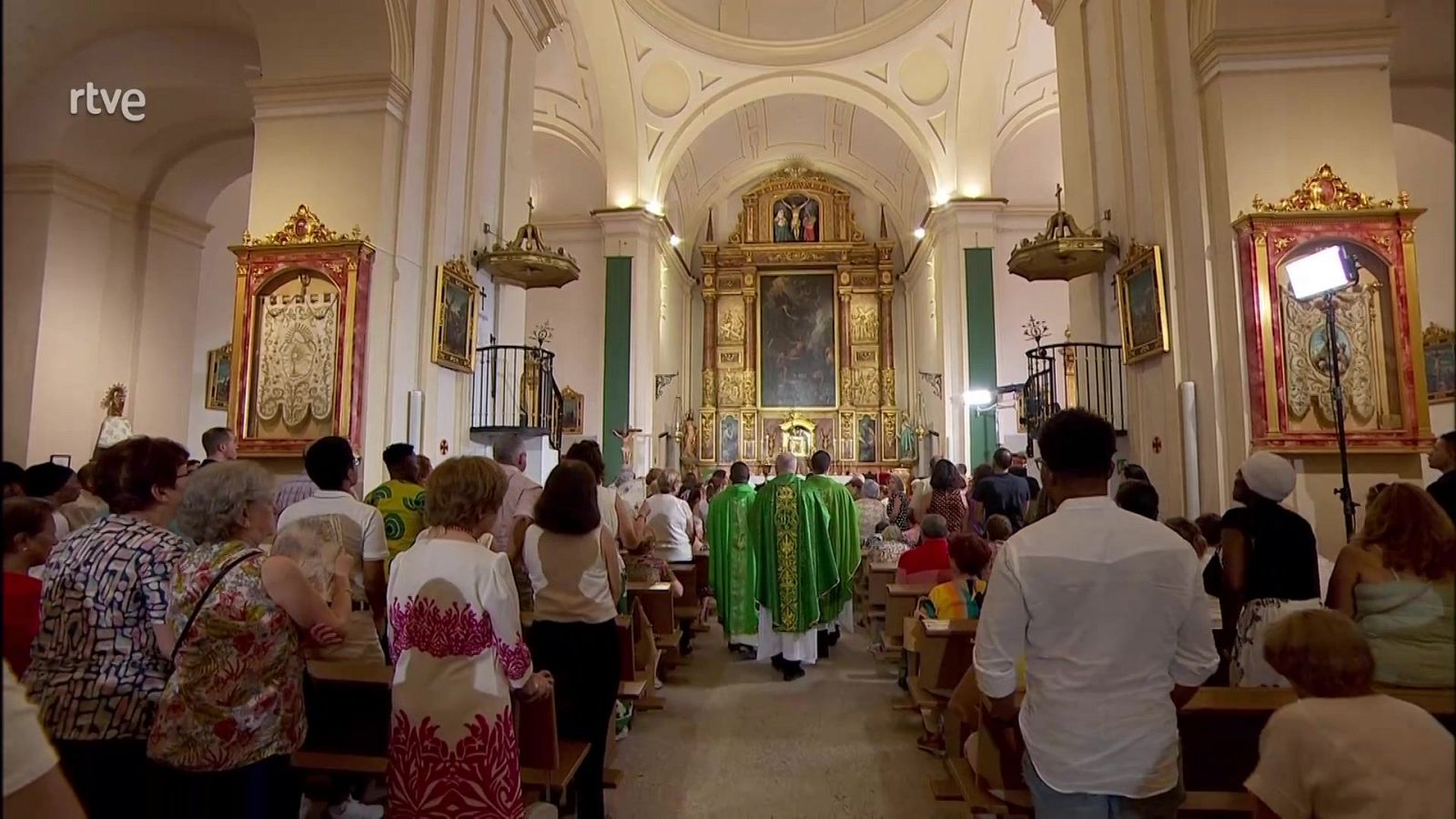 El Día del Señor - Iglesia de San Juan Evangelista, Torrejón de Ardoz (Madrid) - El día del Señor | Ver