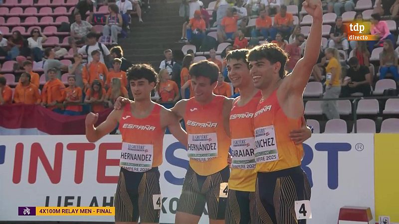 El relevo 4x100m vuela en Tampere, pero acaba siendo descalificado por el primer relevo