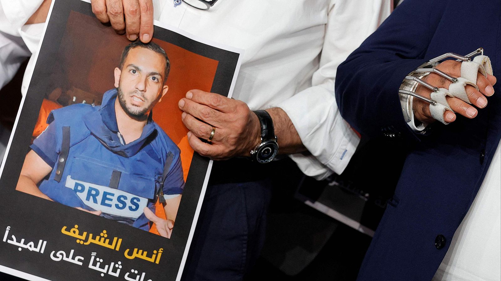 Condena internacional tras el asesinato de cinco periodistas en Gaza | Ver