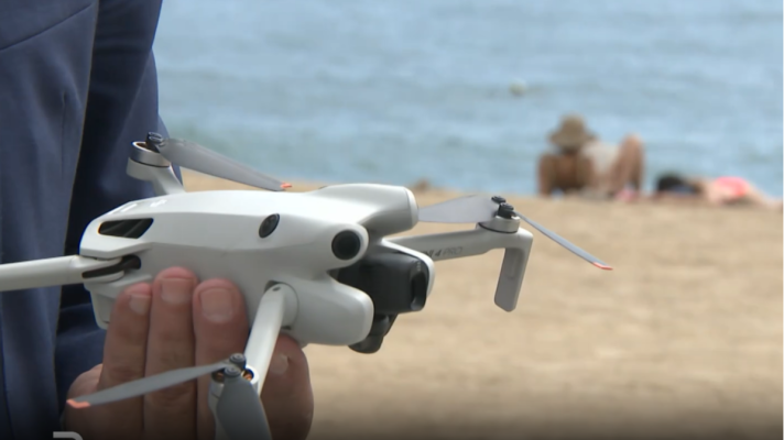Telediario 1 - Volar drones en la playa, sin permiso previo, puede acarrear sanciones