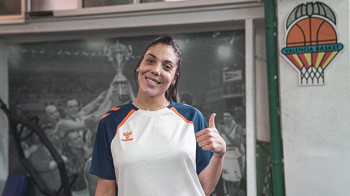 Baloncesto en RTVE - Cristina Ouviña vuelve a las canchas tras su maternidad: "Ver a mi hijo en la grada, una motivación extra"