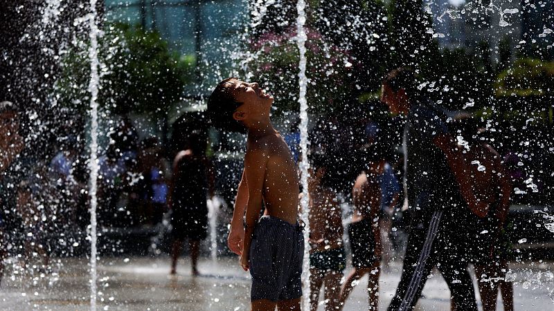 La ola de calor europea llega a Francia, Italia y Reino Unido | Ver