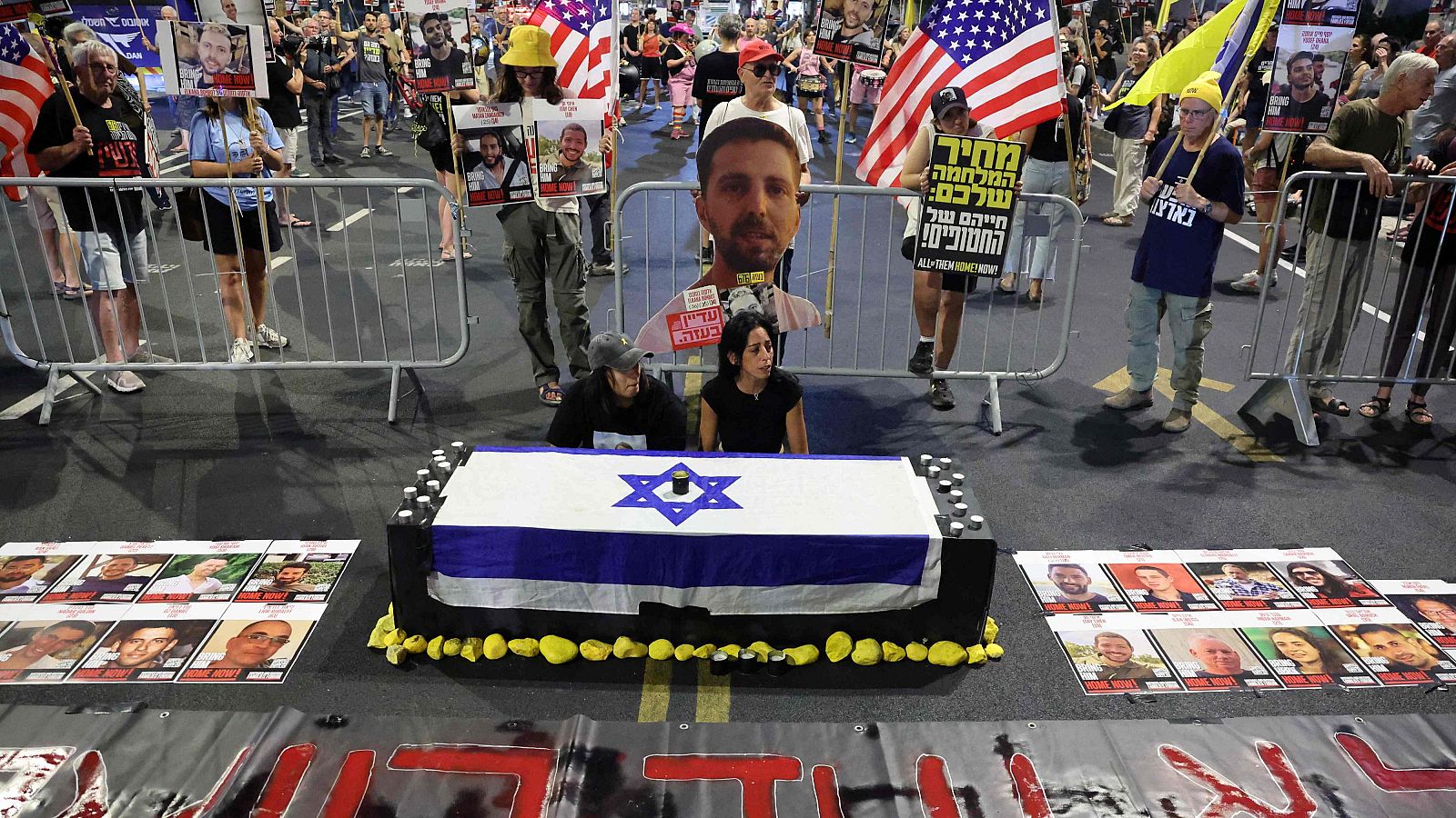 Exmilitares y familiares de rehenes israelíes protestan contra Netanyahu | Ver