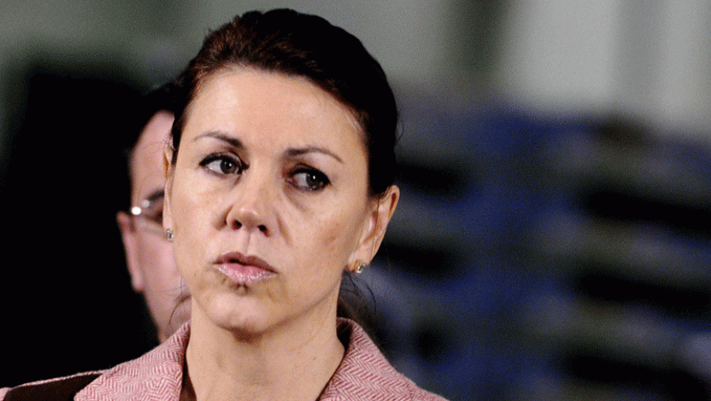 Cospedal niega que se hayan cobrado sobresueldos en dinero negro en el PP - Informativo 24h | Ver