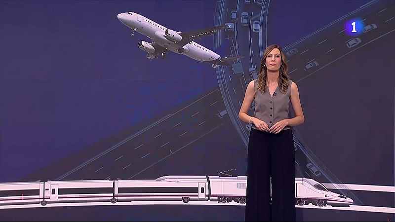 Operació sortida del pont d'agost amb calor extrema i vagues al Prat