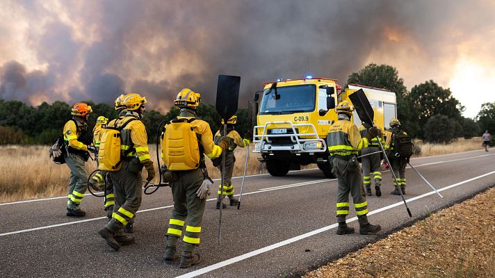 La hora de La 1 - Bomberos de Castilla y León denuncian condiciones laborales "abusivas": jornadas muy largas y falta de descanso
