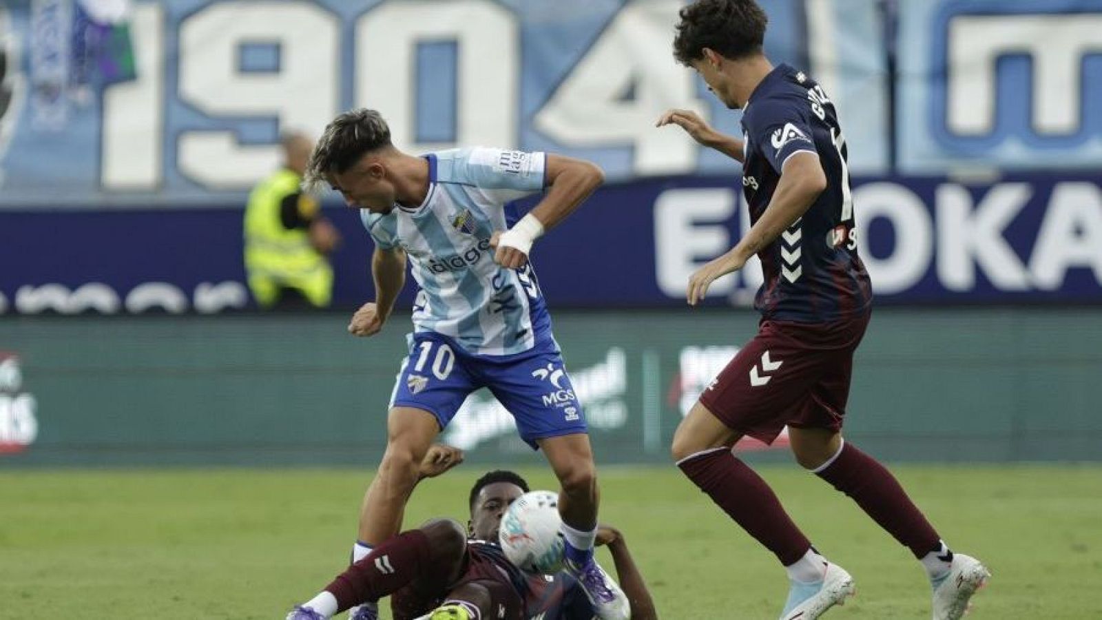 Málaga - Éibar: resumen del partido, 1ª jornada | Segunda | Ver