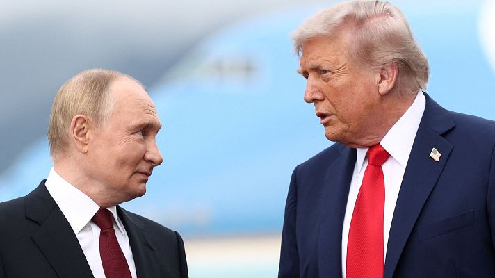 Telediario 2 - Poder, reconocimiento y legado, los objetivos que Trump y Putin buscan en Alaska más allá de la paz en Ucrania
