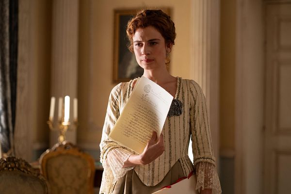 Valle Salvaje - Adriana sospecha que su padre fue asesinado