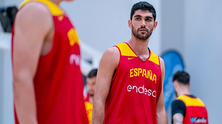 Telediario Matinal - Darío Brizuela y Santi Aldama regresan a los entrenamientos con 'La Familia' y España recupera efectivos