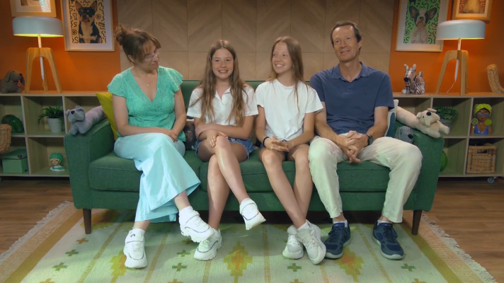 Dog House - Patricia, Ignacio, Lucía y Martina: dos mellizas muy distintas y un objetivo común