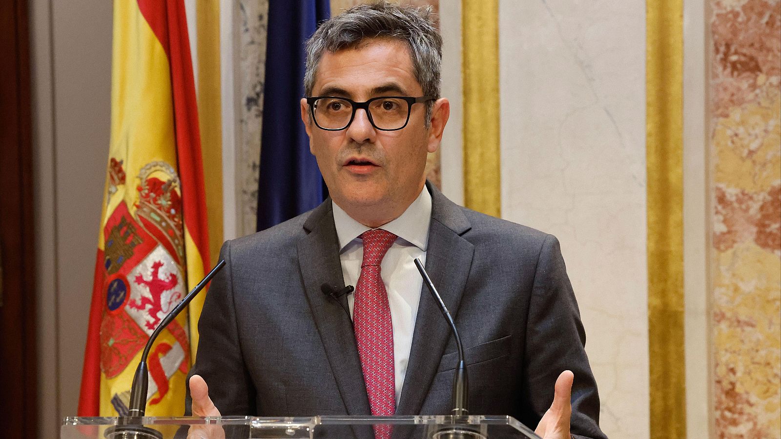 El caso Begoña Gómez enfrenta a Bolaños con el juez Peinado - Telediario 2 | Ver