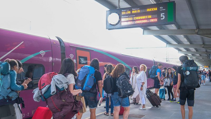 Renfe reanuda la circulación de trenes entre Madrid y Galicia