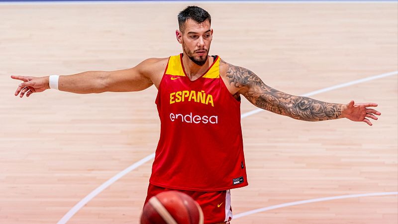 Willy Hernangómez: "En el Eurobasket puede haber sorpresas" - Baloncesto en RTVE | Ver