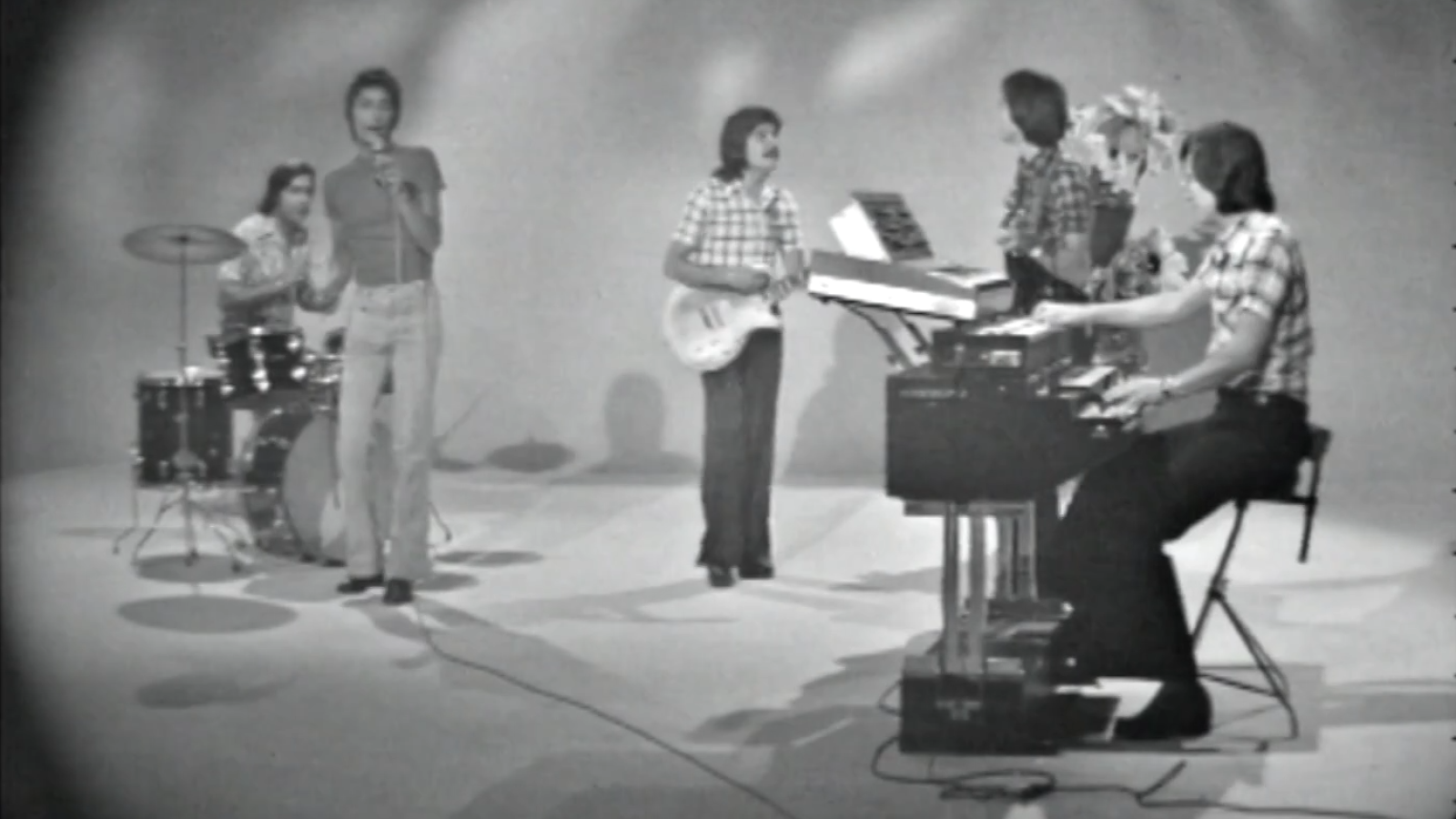 Luces en la noche - Los Diablos - Luces en la noche | Ver