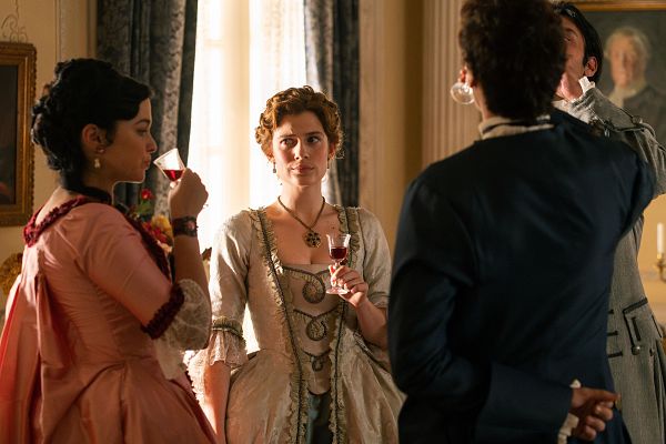 Valle Salvaje - Este martes, en 'Valle Salvaje'... Alguien brinda por última vez