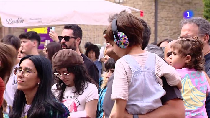 L'Informatiu - Quins riscos té portar un nadó a un concert o festival de música?