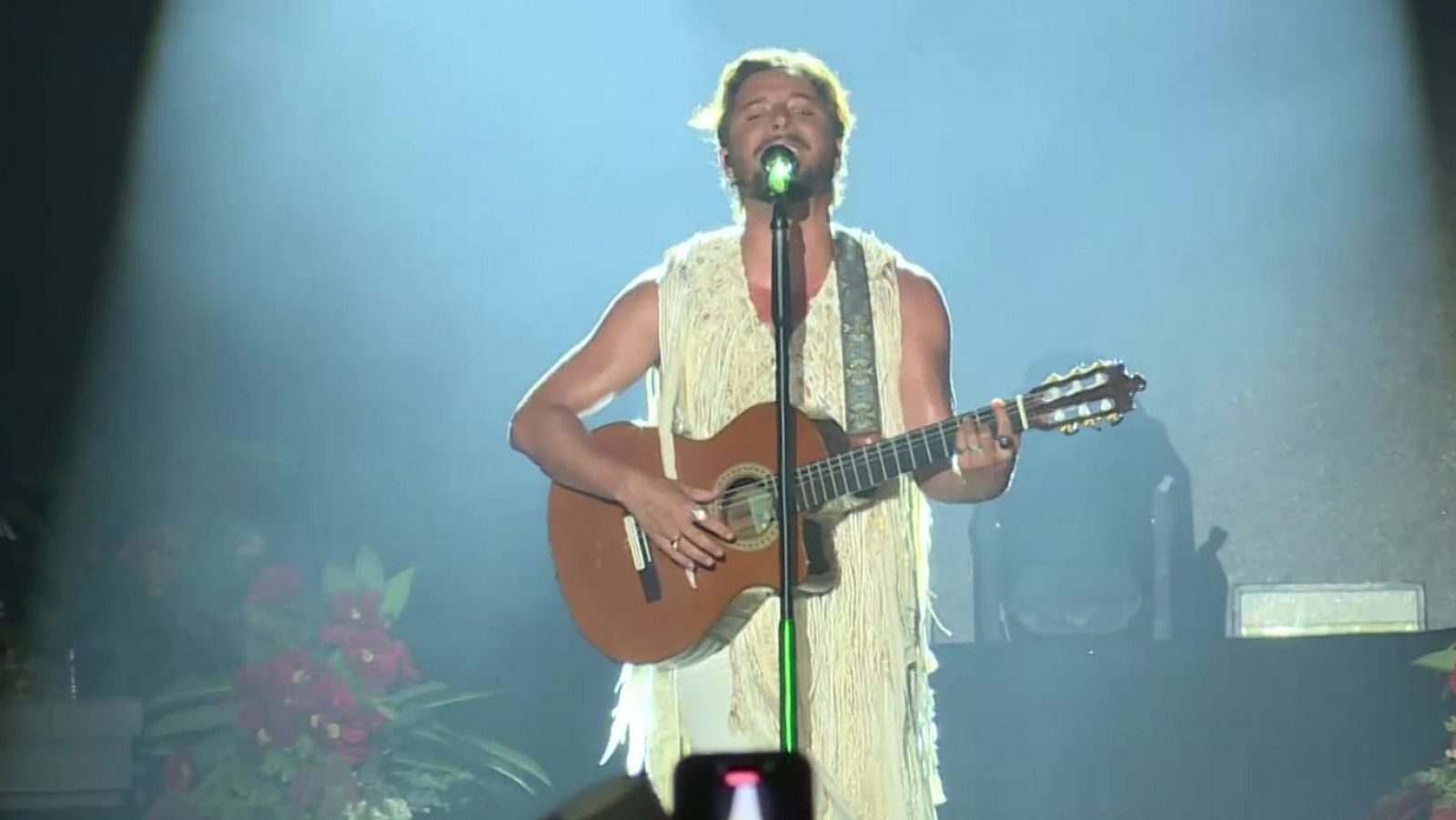 Manuel Carrasco vuelve a Isla Cristina para el carnaval de verano | Ver