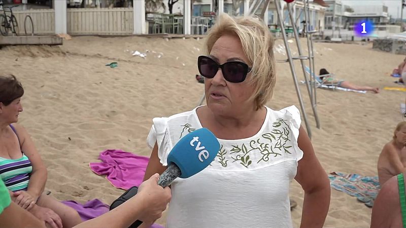 Prohibit el bany a les platges de Badalona per sòlids