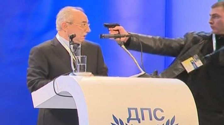 Telediario 1 - Atentado fallido