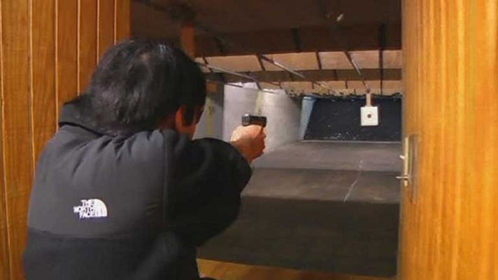 Telediario 1 - Jornada en defensa de las armas