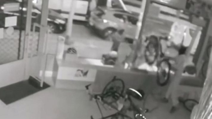 Mañaneros 360 - Desvalijan una tienda de bicis en Jerez