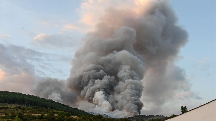 La hora de La 1 - El alcalde de Anllares del Sil lamenta los incendios: "Necesitamos que esta pesadilla se termine ya de una vez"