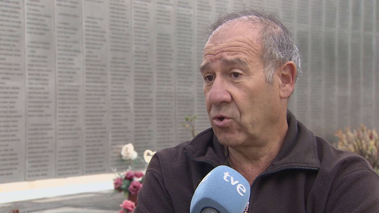 Trabajos en la fosa del cementerio del Carmen VI y VII de Valladolid | Ver ahora