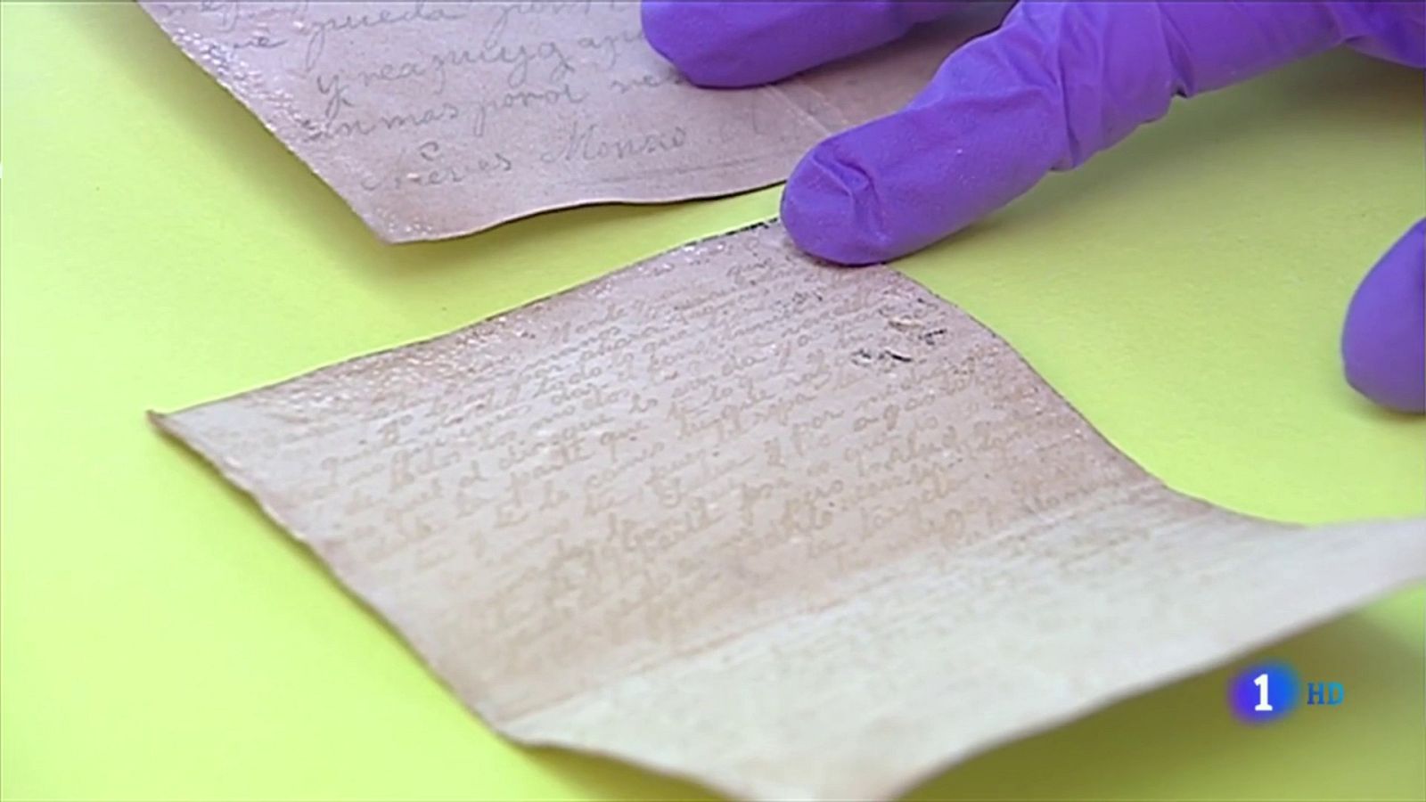 Localizadas cartas en la fosa 127 del cementerio de Paterna (Valencia) | Ver ahora