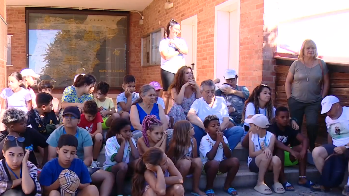 Informativo Telerioja - La Misión Benaiges visita el cementerio de La Barranca (Lardero, La Rioja)