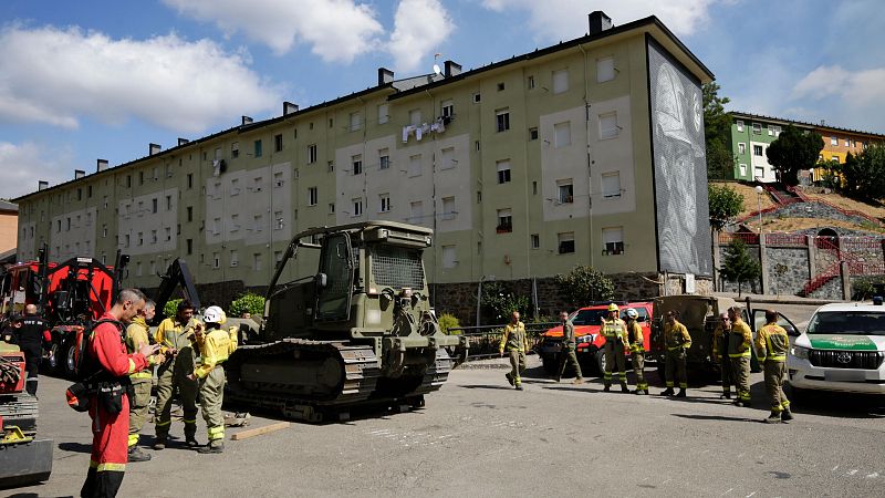 Así se controla un incendio: monitorización 24 horas y trabajos por todo el perímetro