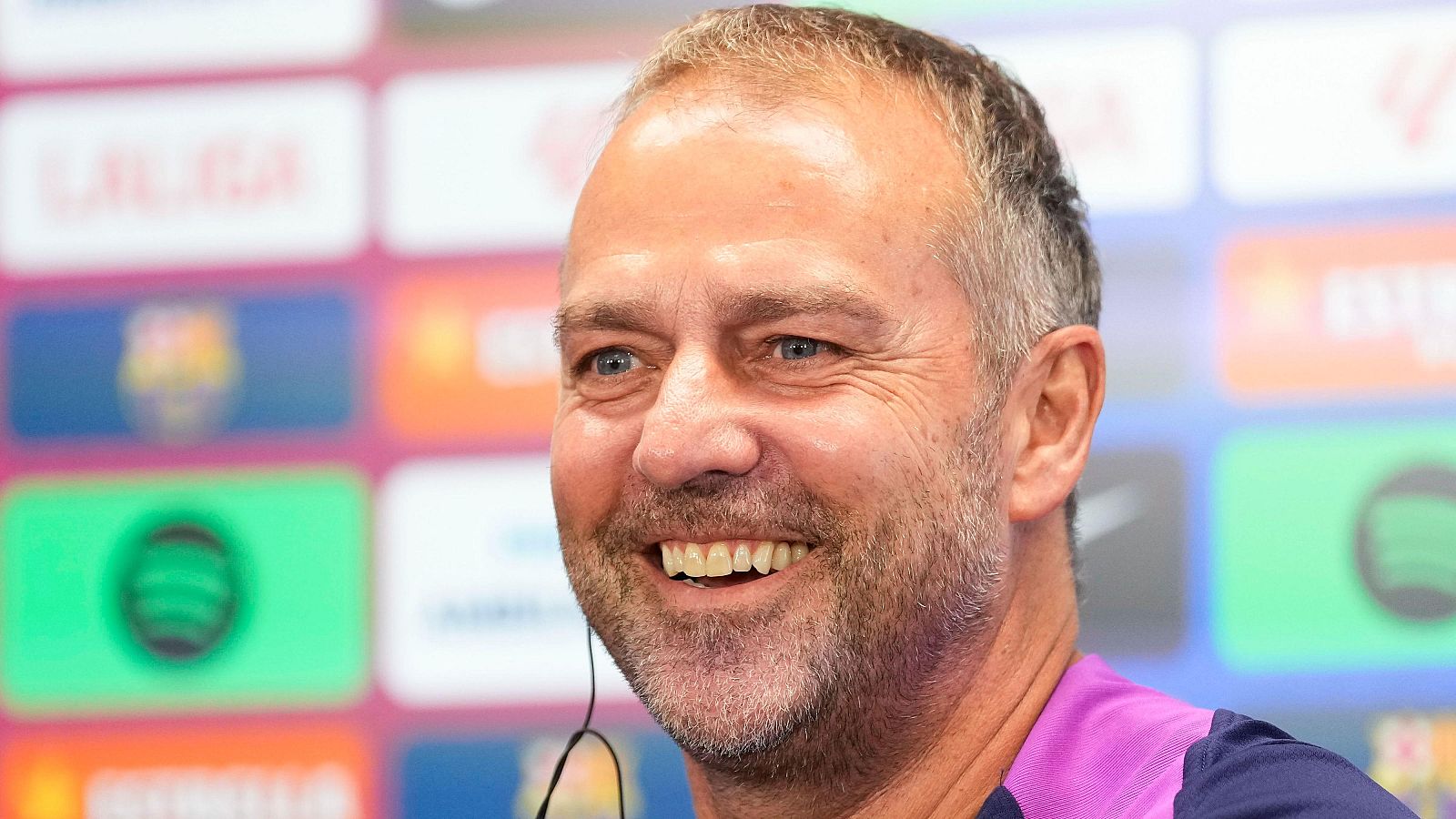 Flick: "Creo que Fermín se quedará en el Barça" - Fútbol | Ver