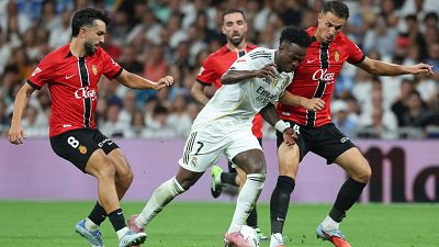 Al Real Madrid le bastan diez minutos de 'rock and roll' para remontar a un muy buen Mallorca