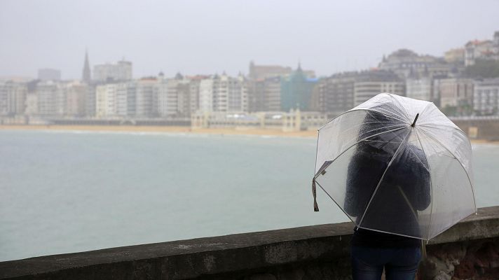 El tiempo - Un frente deja tormentas y bajada de temperaturas en el oeste y norte