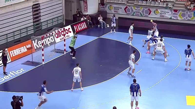 Balonmano - Supercopa Ib�rica Masculina. 3� - 4� puesto: FC Porto - Abanca Ademar Le�n - Balonmano | Ver