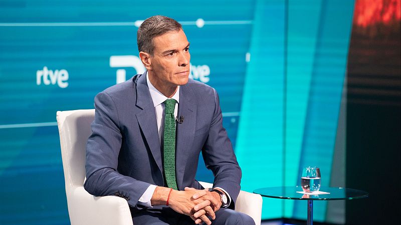 Sánchez: "Hay jueces haciendo política y políticos que tratan de hacer justicia"