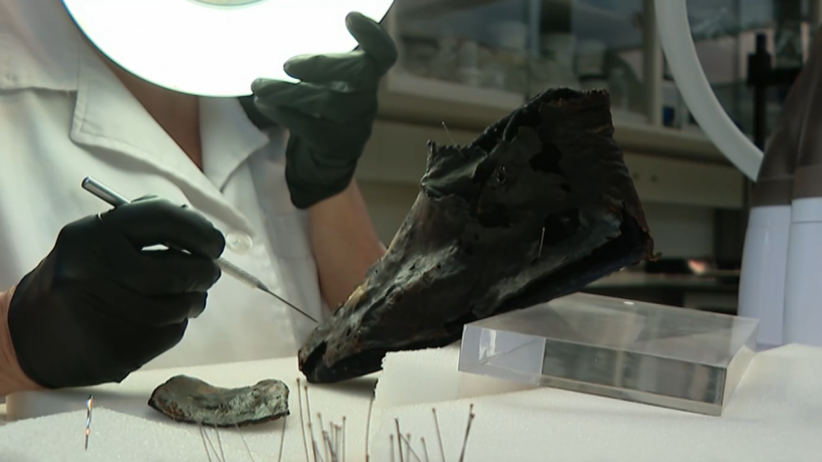 Vuelven a la vida tejidos medievales con nueve siglos de antigüedad | Ver