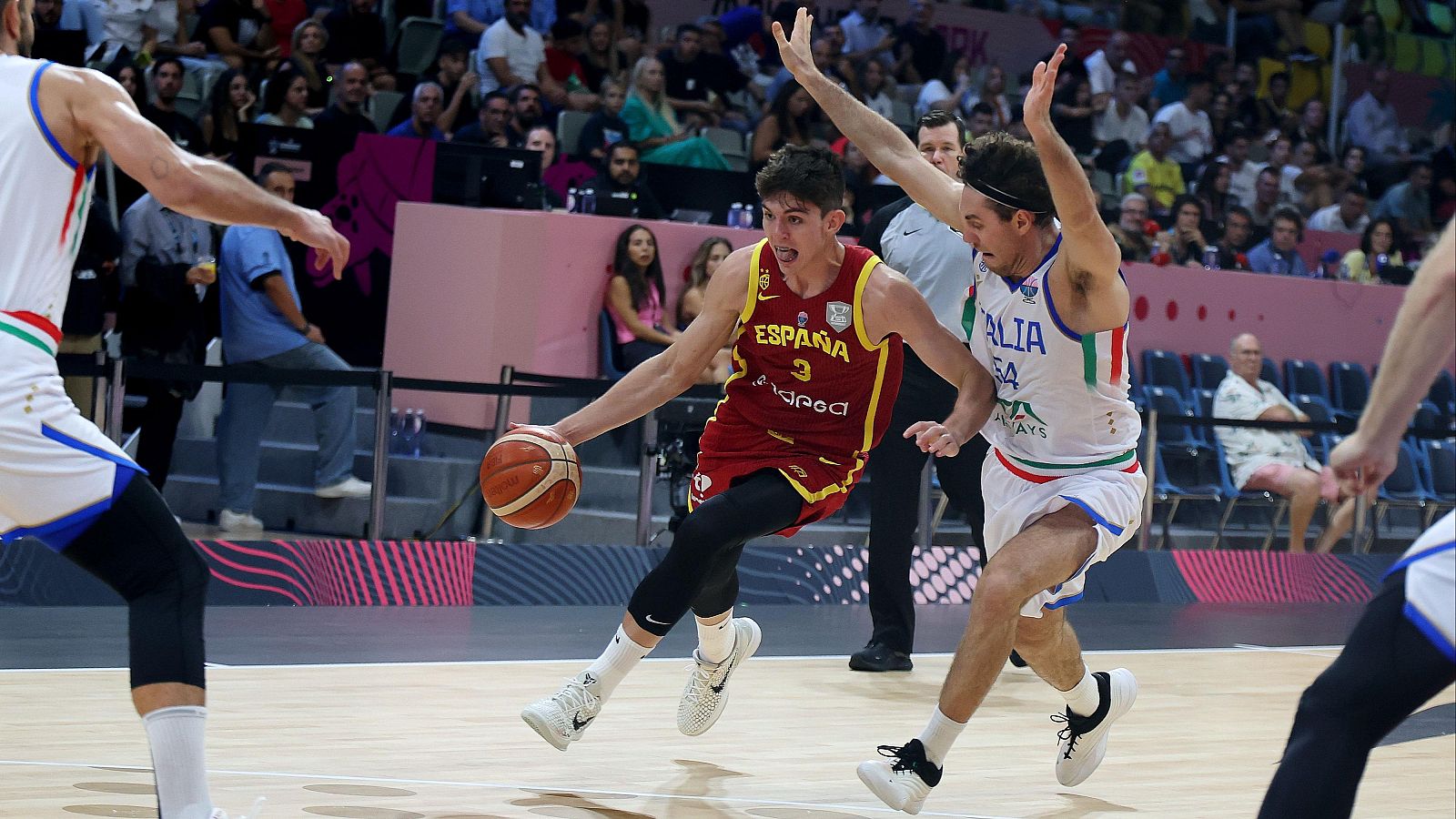 De Larrea: "Son pequeños detalles, no hay que darle vueltas" | Ver