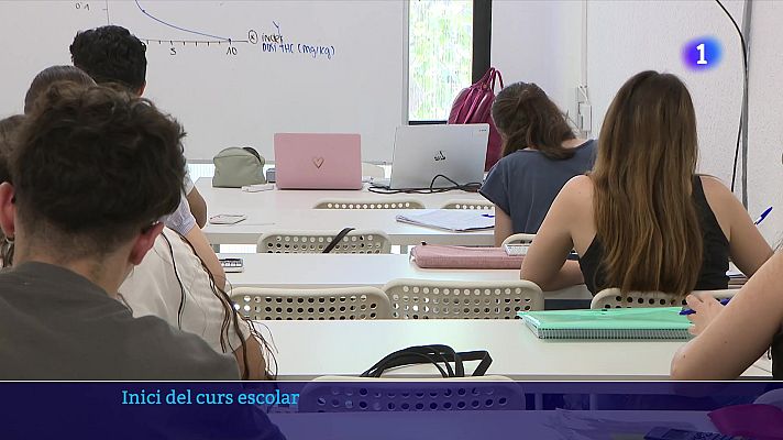 L'Informatiu - El curs escolar comença amb menys alumnes, però més suport educatiu