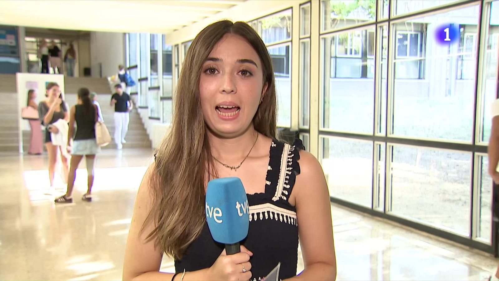 En marxa les PAU de setembre amb 8.237 alumnes matriculats - L'Informatiu | Veure