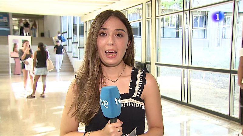 En marxa les PAU de setembre amb 8.237 alumnes matriculats - L'Informatiu | Veure