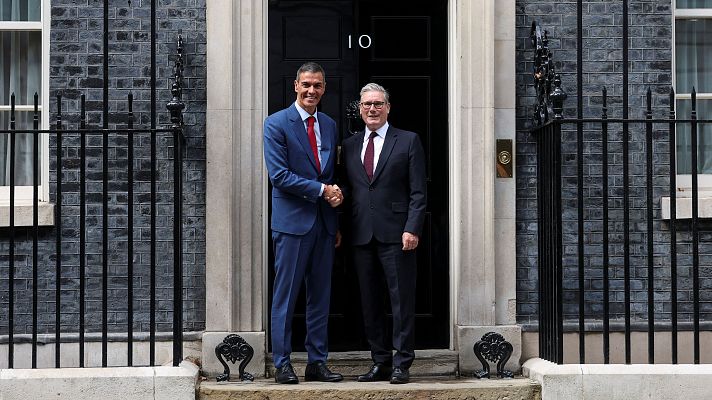 Modo Digital - Sánchez se reúne con Starmer en Londres y sellan una colaboración estratégica entre sus países
